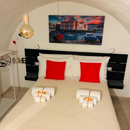 Cantovi Bari Bagian luar foto